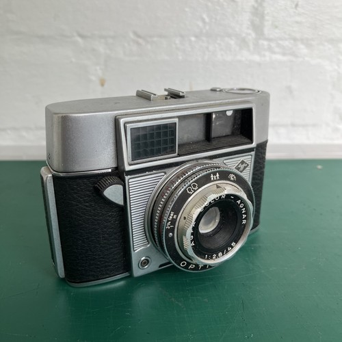 Vintage photographic camera - photographic,