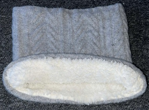 Grey snood - grey,