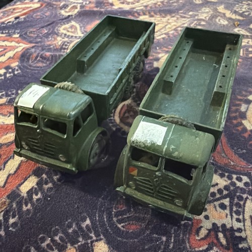Dinky toys ton - army, truck