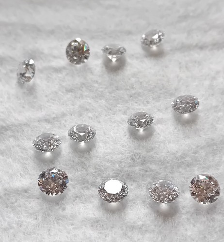 Pcs cubic zirconia - 2,