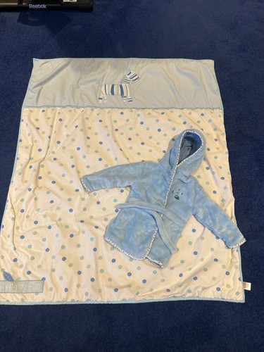 Baby boy blue cot quilt - blue,