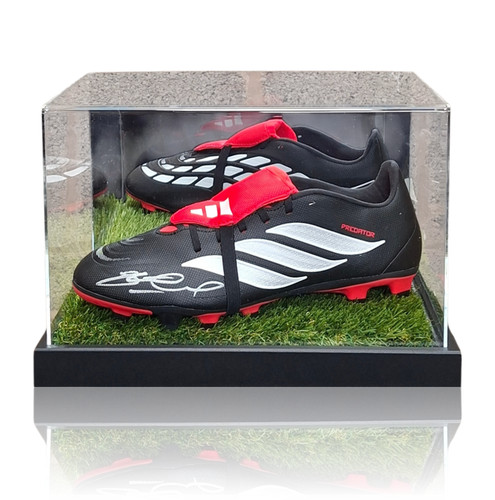Steven gerrard signed - gerrard,