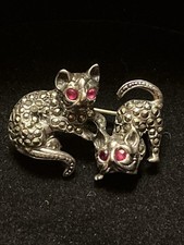 Vintage 925 Silver Intricate Sophisticated Cat Marcasite Ruby Brooch