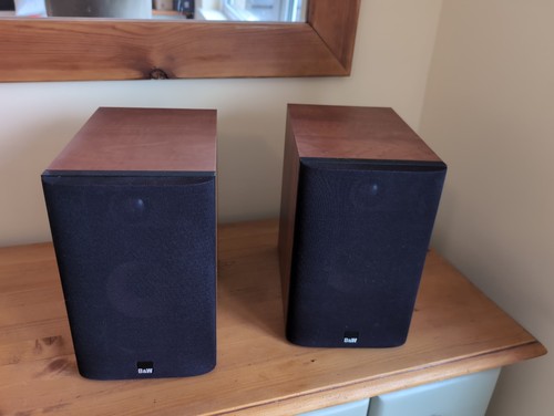 Bowers and wilkins 686 - and,