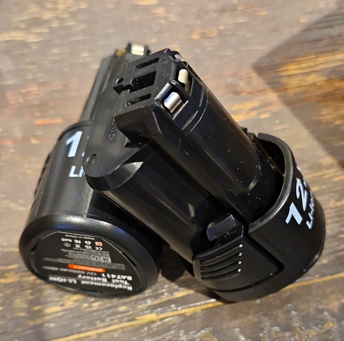 Black decker 12v 1 5ah - x, 1.5ah