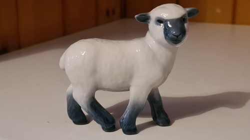 Royal copenhagen standing lamb - royal,