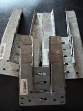 14 x Simpson Strong-Tie Truss