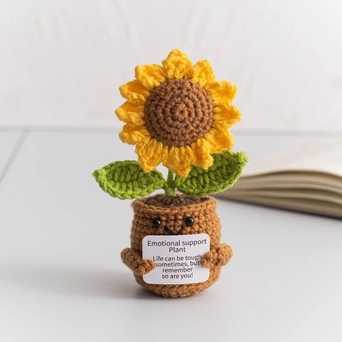 Crochet flower plant - plant, desk