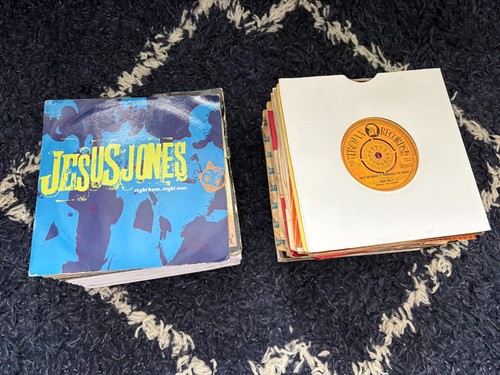 Job lot 100 - 100, singles