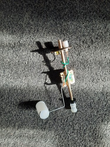 Reliant petrol tank - , sender