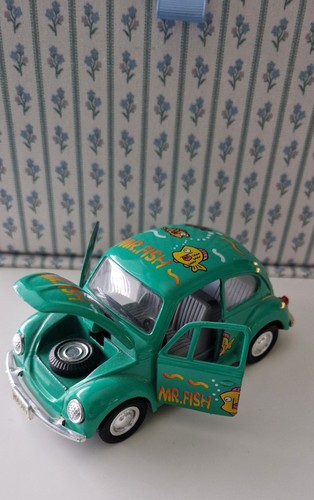 Beetle die cast toy car - die-cast,