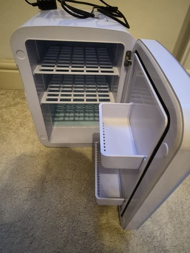 Subcold table top mini fridge - top,