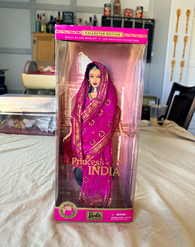 India barbie 2000 dolls of - “dolls,