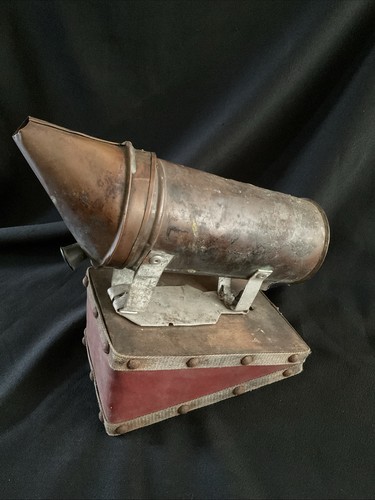 Antique woodman style famous - woodman's,