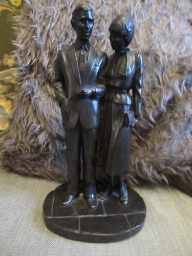 Heredities bronze resin - bronze,
