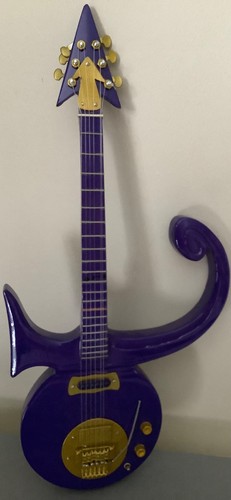 Prince rogers nelson replica - rogers,