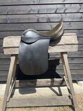 Ideal 17 1/2” show saddle medium, Havana, used but good condition.
