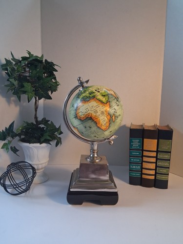 World globe pedestal style - globe;,