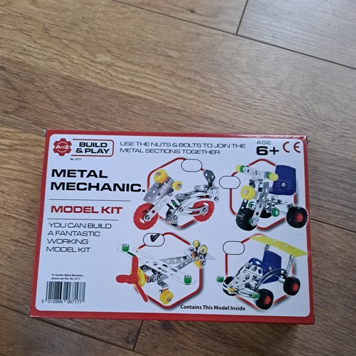 Metal mechanic model - model, build