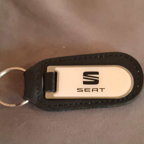Seat car keyring - car, hatfield