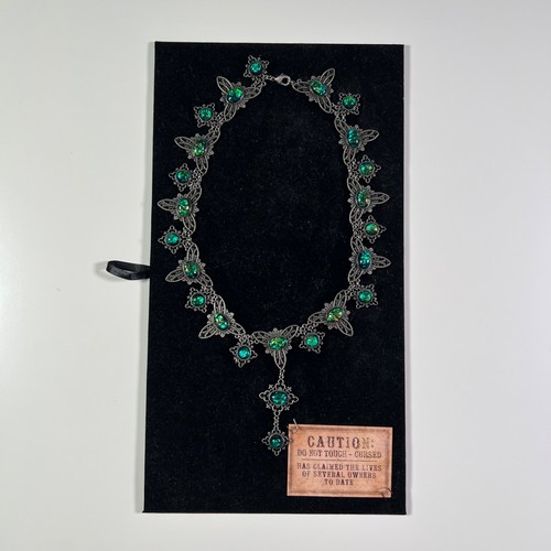 Novel oddities replica - novel,