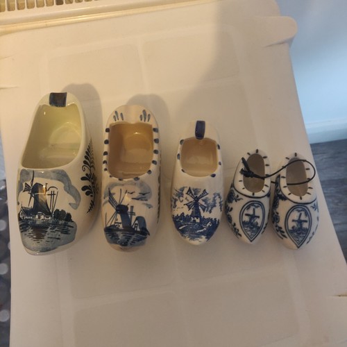 Delft blue and white pottery - white,