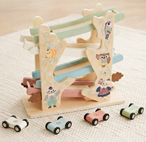 Wooden ramp racer car - car, track