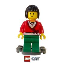 Lego TWN103 Female (Sweater Cropped with Bow) Minifigure - 10211 Grand Emporium