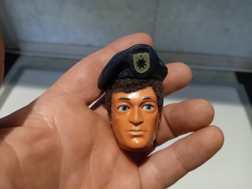 Vintage action man - action,
