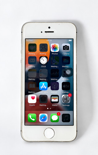 Iphone 2016 64gb - se, gen)