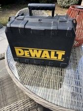 DeWalt DE625EK Plunge Router 240v in very good used condition with carry case