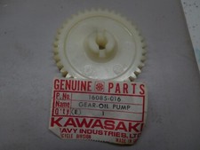KAWASAKI GENUINE NOS OIL PUMP