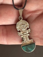 Vintage Peruvian Inca Tumi pendant 925 sterling silver inlaid Green Gemstone