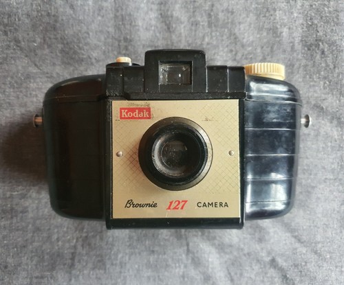 Kodak brownie 127 vintage - brownie,