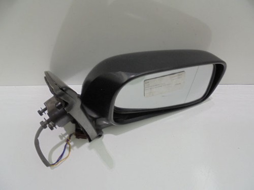 Nissan almera hatch - nissan, door