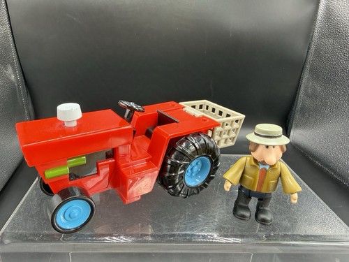 Rare postman pat tractor - postman,