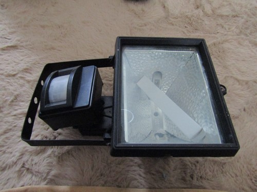 Micromark outside light not - outside,