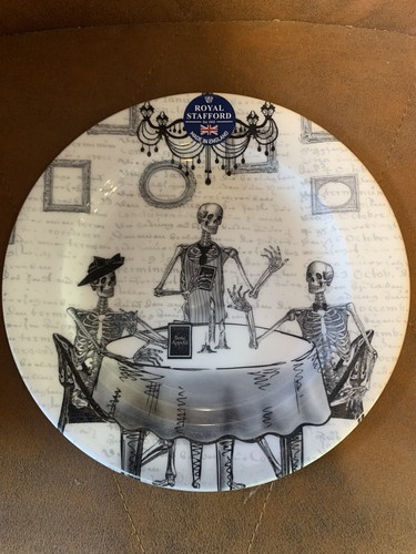 Brand new royal stafford plate - royal,