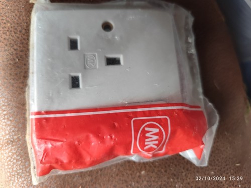 Single socket outlet - mk,