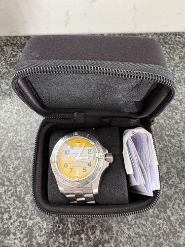 Breitling avenger yellow - breitling, men's