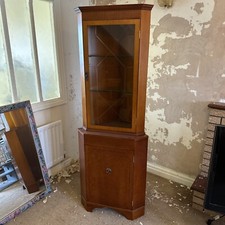 Beresford & Hicks display