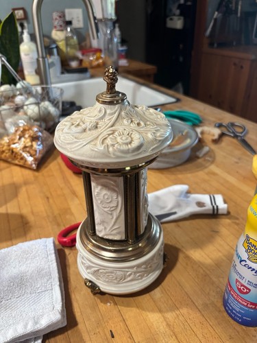Reuge music carousel cigarette - reuge,