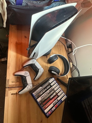 Play station disc addition - station, 5