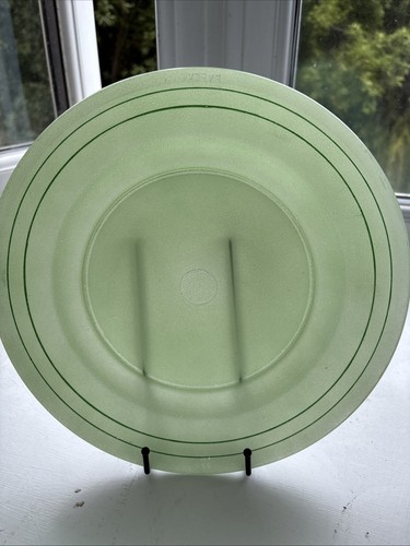 Pyrex jade green - jade, glass