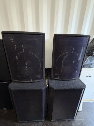 Large peavey sound - pa,