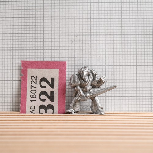 Vintage 40k space marine - vintage,