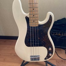 Fender precision bass white - precision,