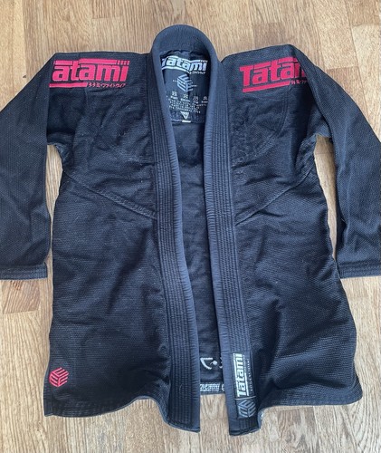 Tatami estilo bjj jiu jitsu - jitsu, gi