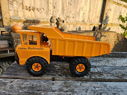 Tonka hydraulic dump truck - hydraulic,