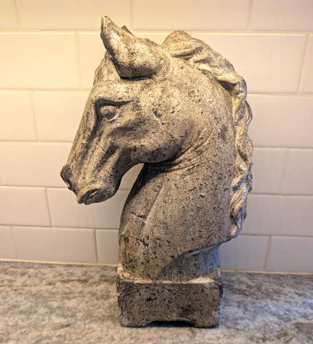 Large horse head bust - bust, statue